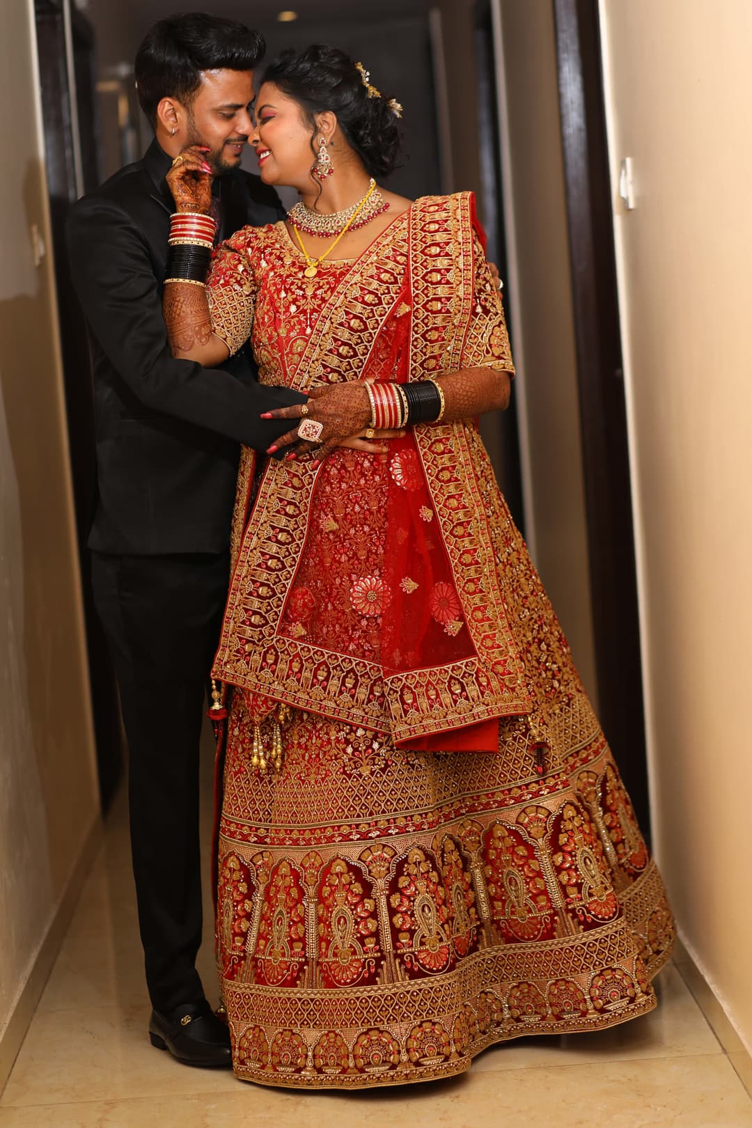 Sarika Weds Manju 11