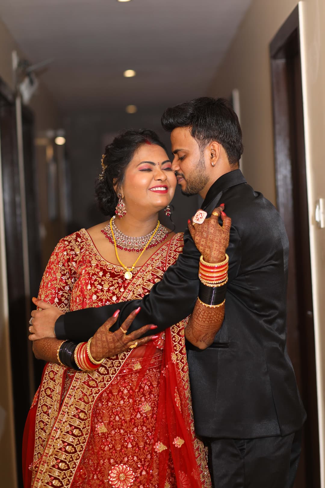 Sarika Weds Manju 13