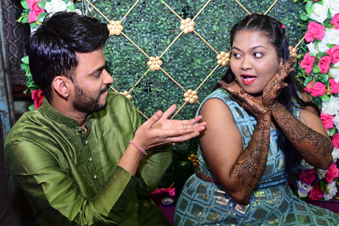Sarika Weds Manju 23