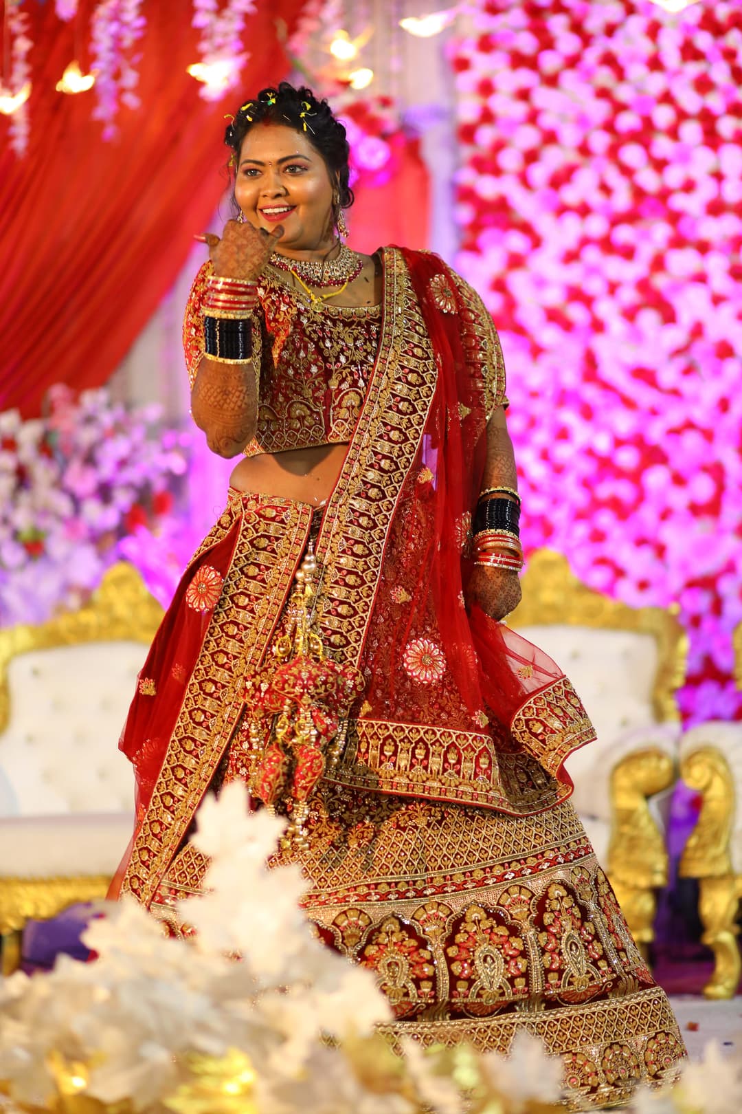 Sarika Weds Manju 39