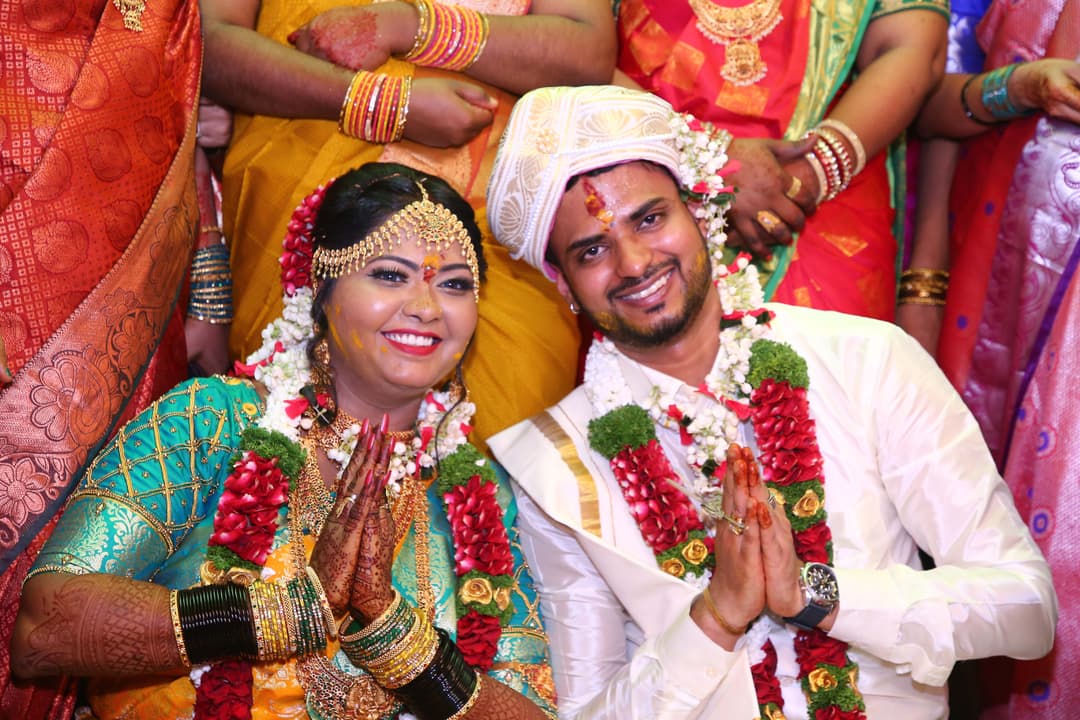 Sarika Weds Manju 3