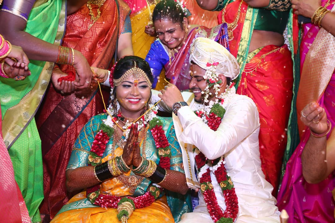 Sarika Weds Manju 4